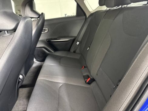 Used 2025 Kia K4 FWD image 21