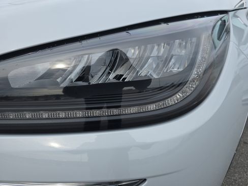 New 2026 Lincoln Corsair Premiere image 30