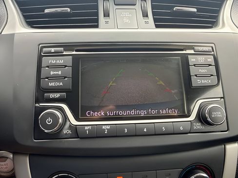 Used 2015 Nissan Sentra SV w/ Style Package FWD image 12