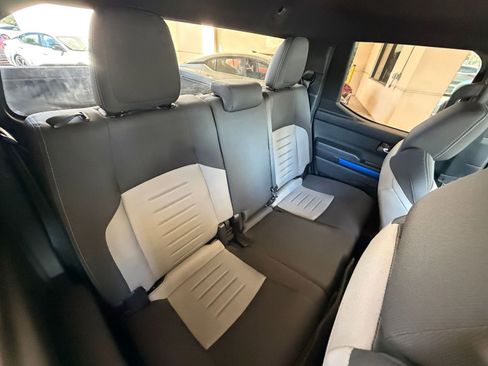 Used 2024 Toyota Tacoma TRD Sport image 33