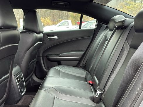 Used 2016 Dodge Charger SXT w/ AWD Plus Group image 27