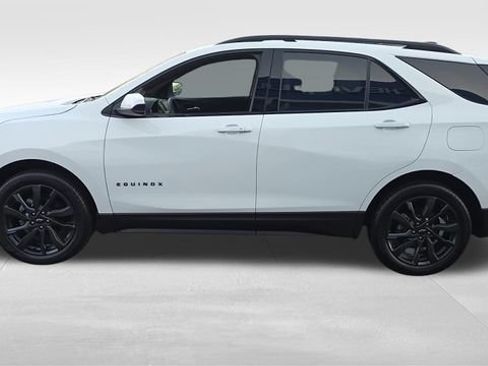 Certified 2023 Chevrolet Equinox RS w/ LPO, Floor Liner Package FWD image 9