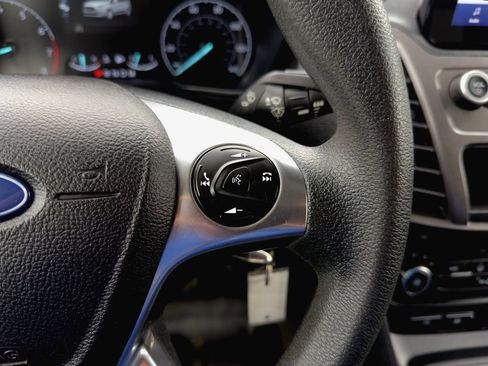 Used 2021 Ford Transit Connect XL image 3