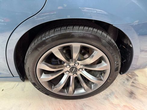 Used 2014 Chrysler 300 S w/ Luxury Group RWD image 33