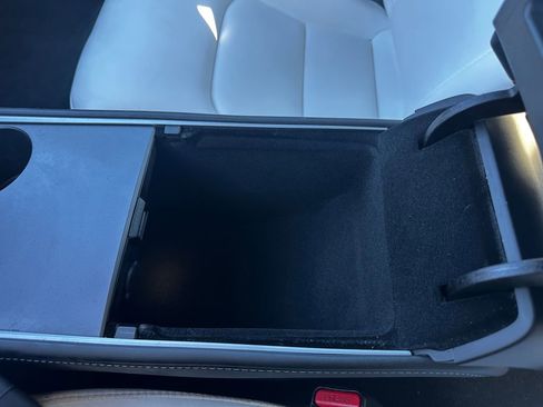 Used 2023 Tesla Model 3 Standard Range image 54