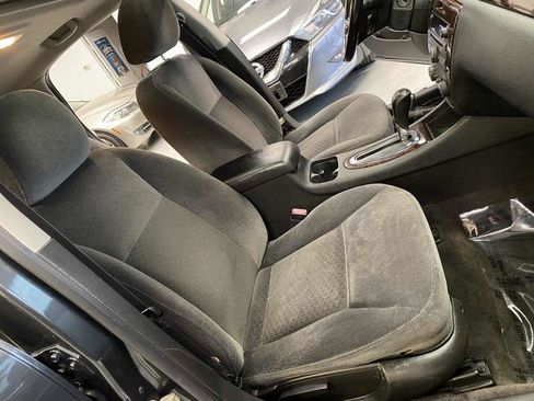 Used 2014 Chevrolet Impala LT w/ LT Sunroof Package image 23