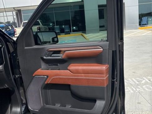 Used 2022 GMC Sierra 1500 Denali Ultimate image 30