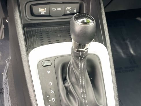 Certified 2023 Hyundai Venue Limited image 15