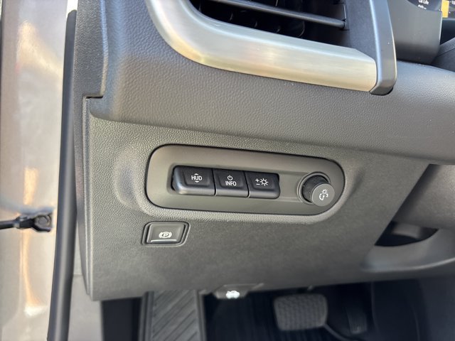 Used 2024 GMC Terrain Denali w/ Denali Premium Package AWD/4WD image 28