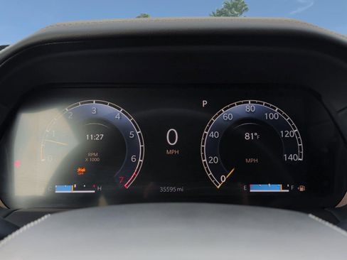 Used 2022 Jeep Grand Cherokee Overland image 14