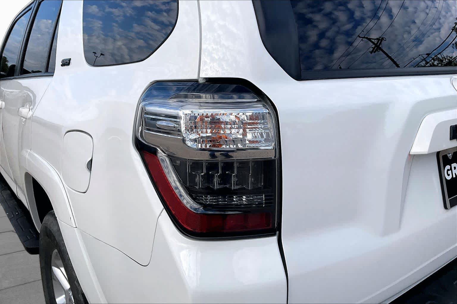 Used 2021 Toyota 4Runner SR5 w/ Wilderness Package (TMS) RWD image 28