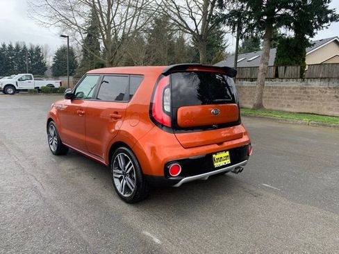 Used 2018 Kia Soul ! w/ Tech Package image 3
