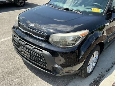 Used 2014 Kia Soul FWD image 16