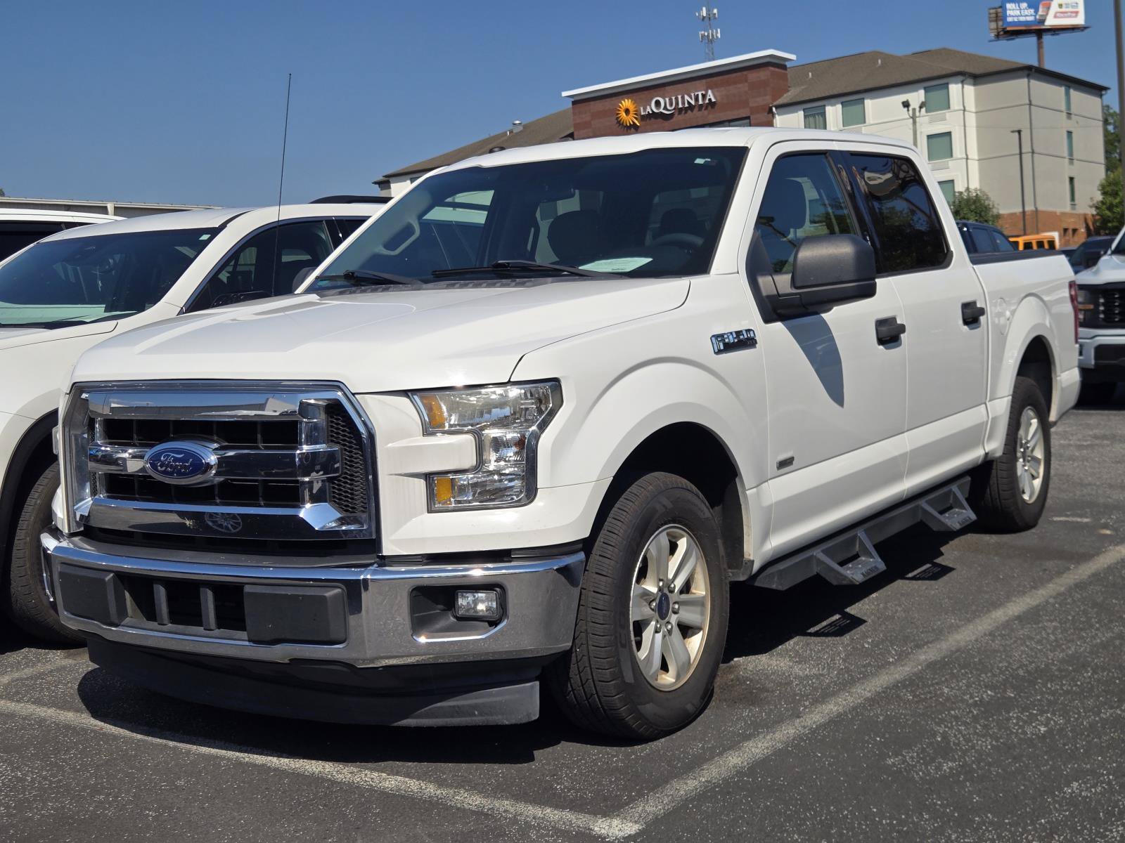 Used 2017 Ford F150 XLT RWD image 1