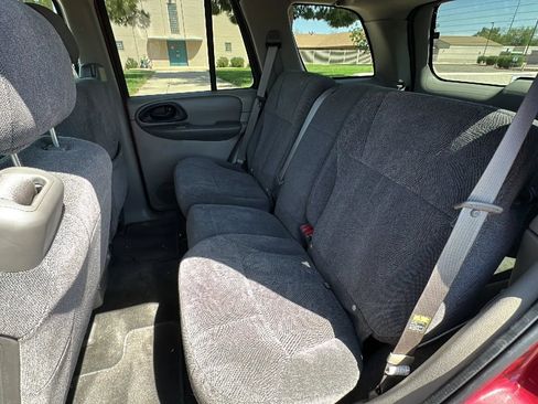 Used 2004 Chevrolet TrailBlazer LT RWD image 9
