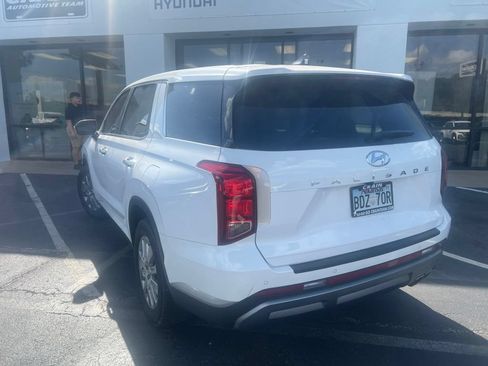 Used 2024 Hyundai Palisade SE FWD image 9