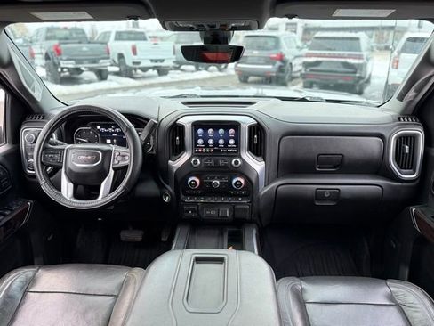 Used 2020 GMC Sierra 2500 SLT image 2