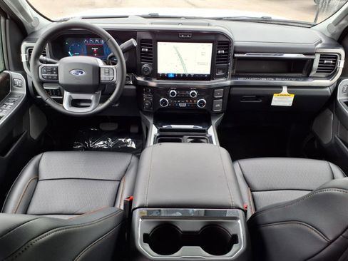 New 2025 Ford F350 Lariat w/ Lariat Ultimate Package image 6