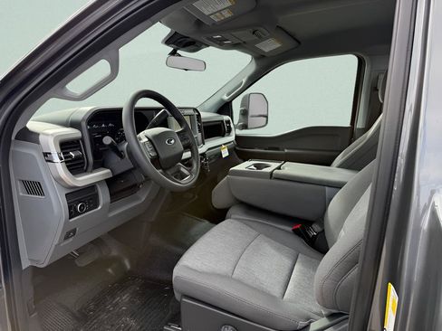 New 2026 Ford F350 XL w/ FX4 Off-Road Package AWD/4WD image 3