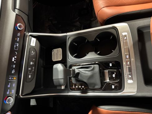 New 2026 Kia Carnival EX FWD image 20