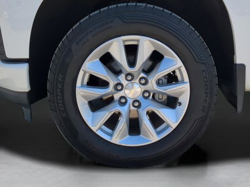 Used 2020 Chevrolet Silverado 1500 Custom w/ Custom Value Package image 29