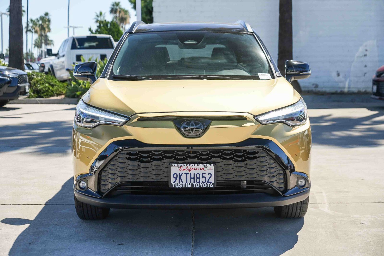 Certified 2023 Toyota Corolla Cross AWD Hybrid w/ Convenience Package image 4