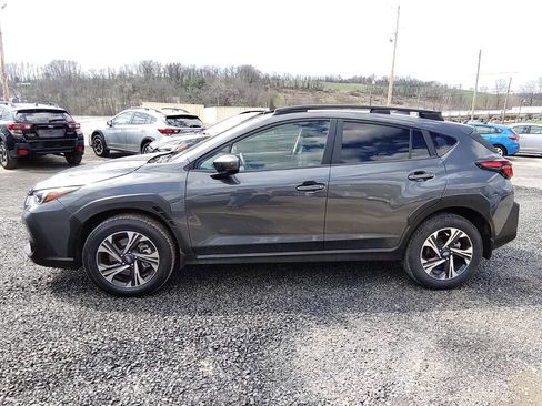 Used 2025 Subaru Legacy Premium image 2