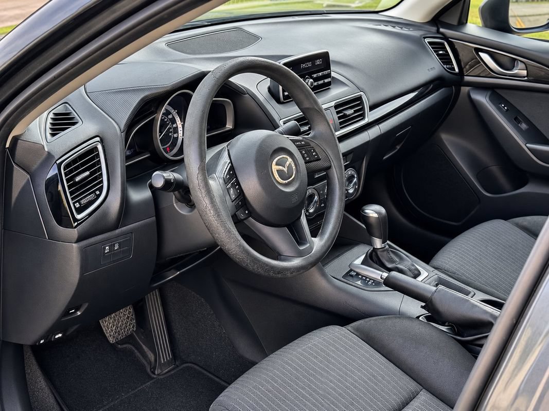 Used 2014 MAZDA MAZDA3 i Sport FWD image 12