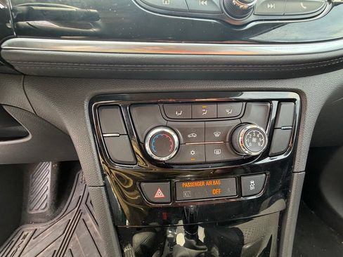 Used 2022 Buick Encore Preferred w/ Safety Package AWD/4WD image 13