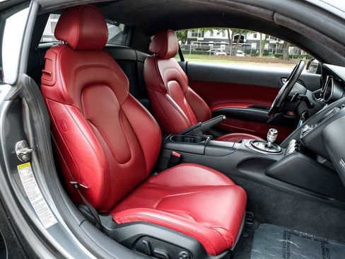 Used 2012 Audi R8 V10 AWD/4WD image 34