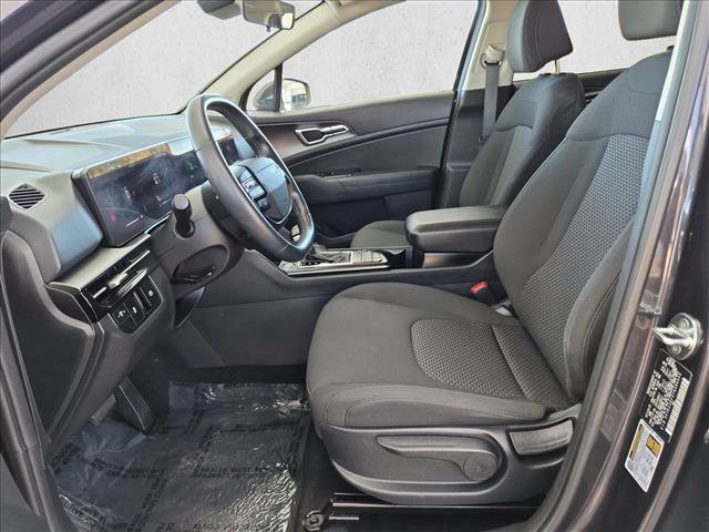 Used 2026 Kia Sportage LX FWD image 15
