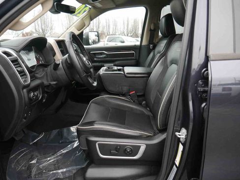 Used 2020 RAM 1500 Laramie image 29