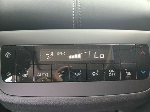 New 2026 Nissan Pathfinder Platinum image 33