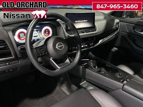 Used 2024 Nissan Rogue SL w/ SL Premium Package AWD/4WD image 15