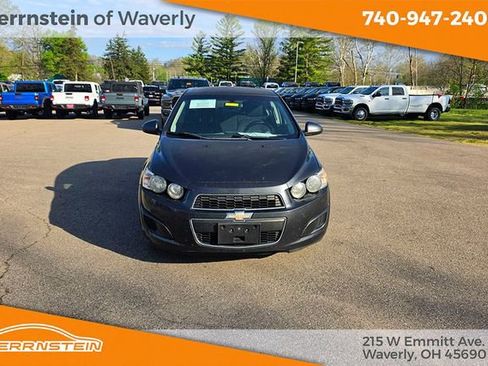 Used 2015 Chevrolet Sonic LT FWD image 2