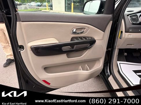Used 2016 Kia Sedona EX FWD image 26