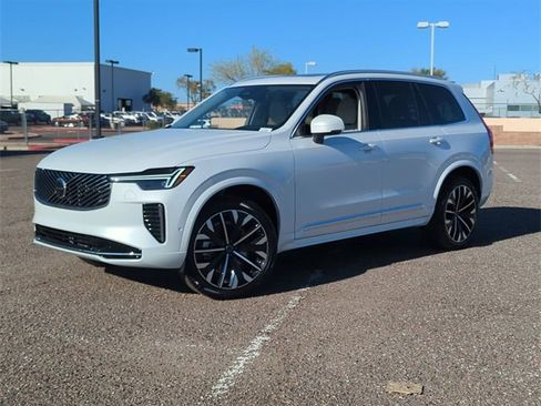 New 2026 Volvo XC90 B6 Ultra w/ Protection Package image 2