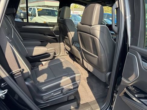 Used 2025 Cadillac Escalade Sport w/ Touring Package AWD/4WD image 24