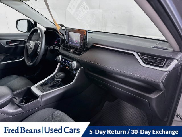 Used 2022 Toyota RAV4 XLE AWD/4WD image 35