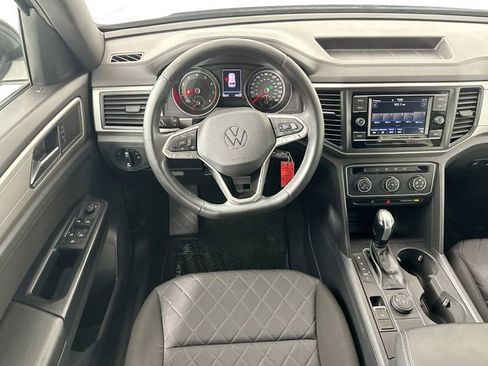 Used 2020 Volkswagen Atlas Cross Sport S image 10