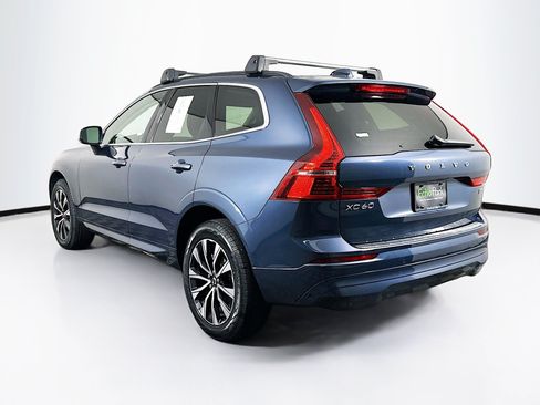 Used 2023 Volvo XC60 B5 Core w/ Climate Package FWD image 5