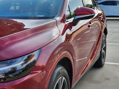 Used 2025 Lexus RX 350 Premium w/ Accessory Package (Z1) FWD image 9