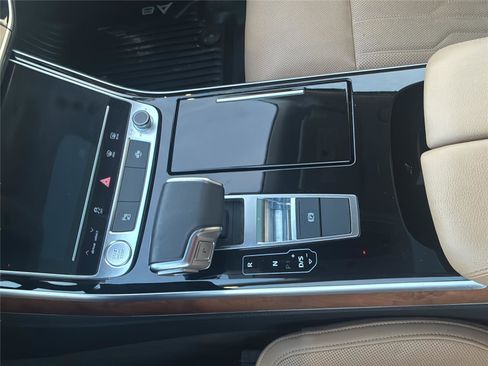 Used 2020 Audi A8 L 3.0T w/ Executive Package image 21