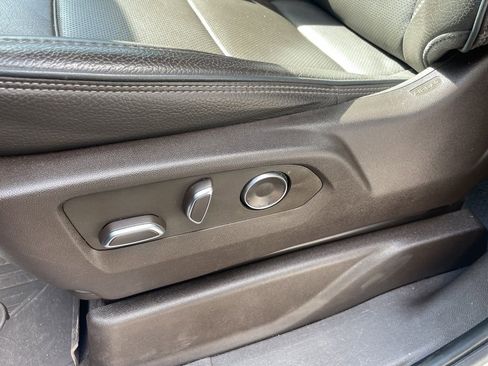 Used 2024 GMC Yukon XL Denali w/ Advanced Technology Package image 67