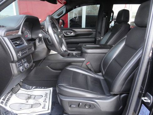 Used 2021 Chevrolet Suburban LT image 9