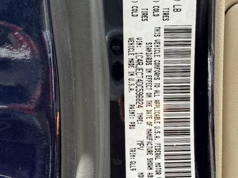 Used 2013 Jeep Grand Cherokee Overland w/ Advance Technology Group RWD image 14