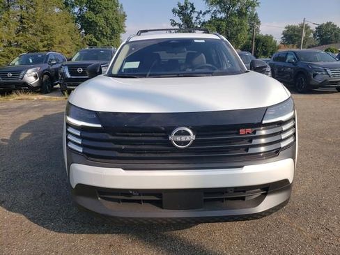 New 2026 Nissan Kicks SR w/ Cold Weather Package image 10