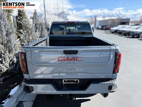 Used 2024 GMC Sierra 2500 AT4 w/ AT4 Premium Plus Package image 43