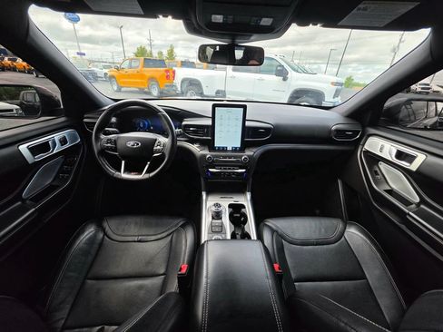 Used 2020 Ford Explorer ST w/ Premium Technology Package AWD/4WD image 19