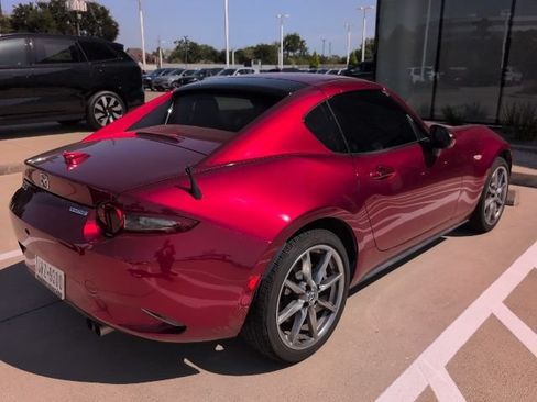 Used 2022 MAZDA MX-5 Miata RF Grand Touring RWD image 3